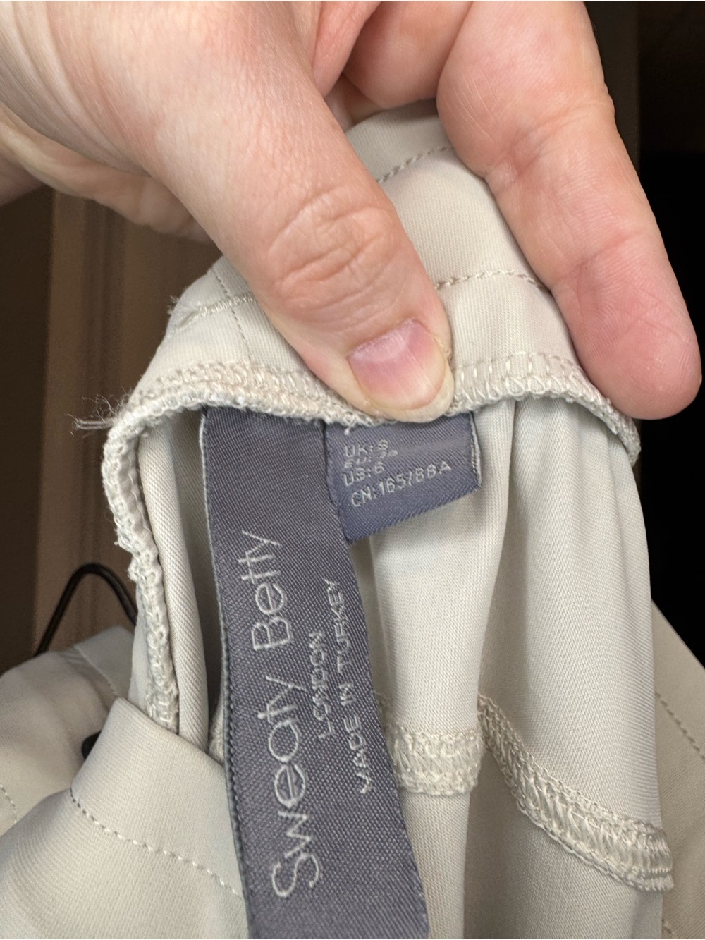 Sweaty Betty women’s Explorer Casual Drawstring joggers - Beige - Picture 6 of 6